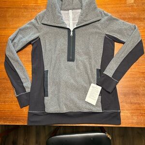 lululemon Post Chaturanga Pullover - size 10 Gray/Black fleece half zip